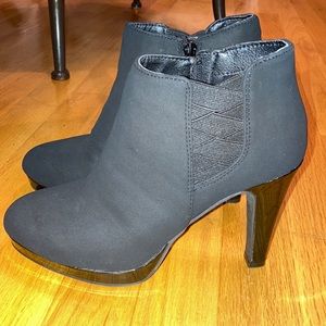 unlisted shoes womens boots